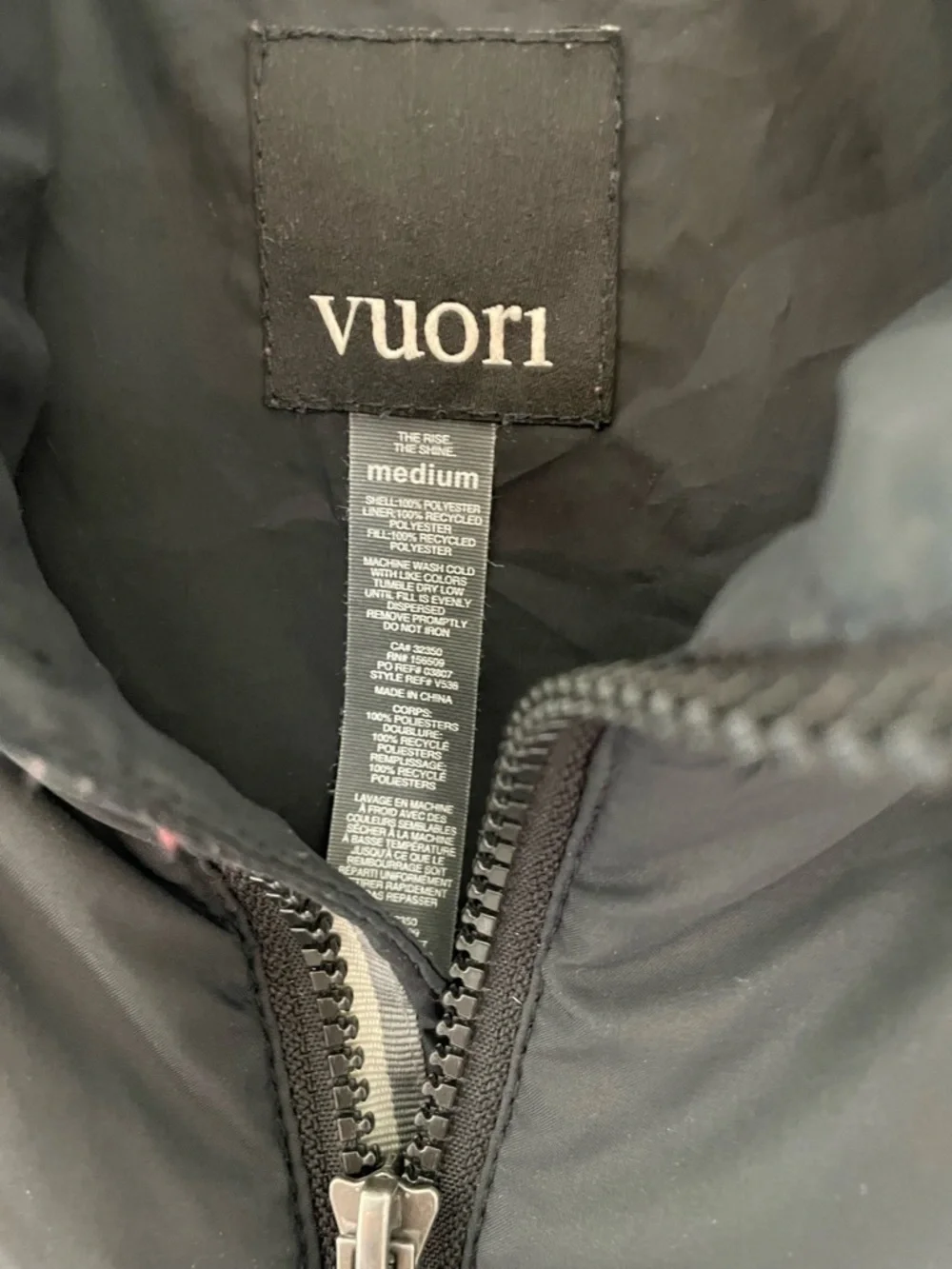 Vuori Echo Insulated Vest 2.0 Black Medium Puff - Picture 3 of 9
